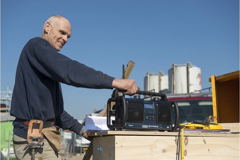 Workstation 2 bouwradio