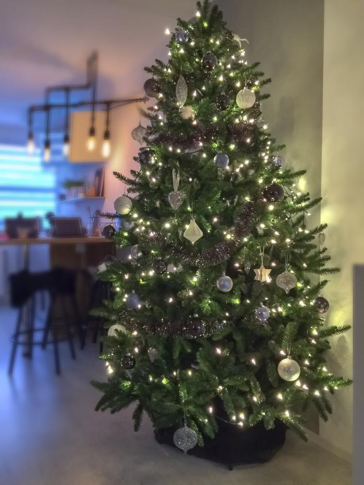 LED (kerst-)lampjes aan snoer.